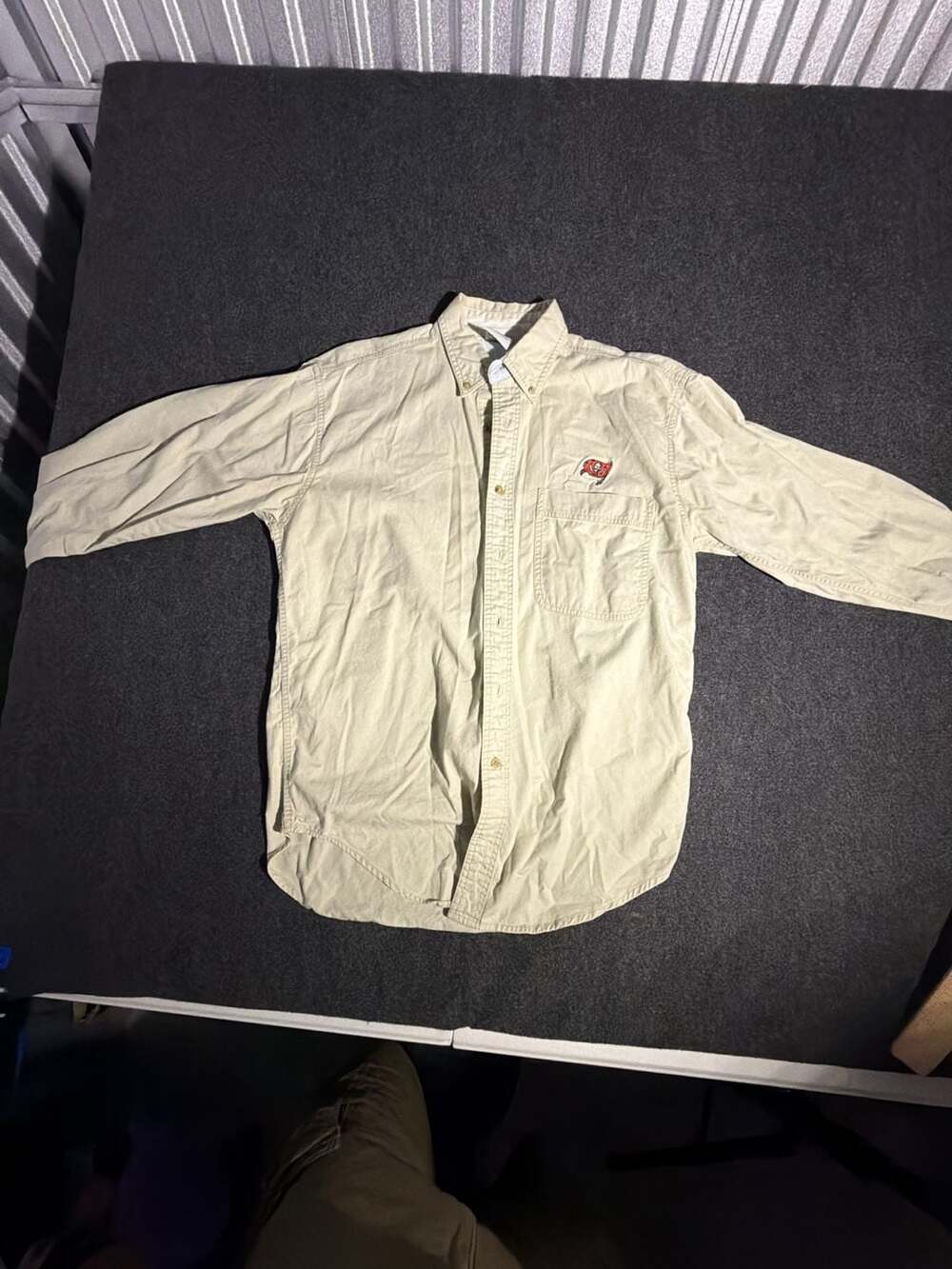 Vintage CSA Tampa Bay Buccaneers Beige‎ Long Sleeve Button-Up Shirt 13-0177